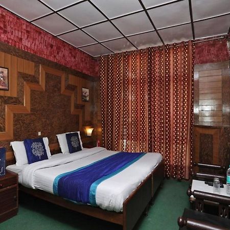 Goroomgo Ankur Lake View Mall Road Nainital - Prime Location With Luxury Room Exteriör bild