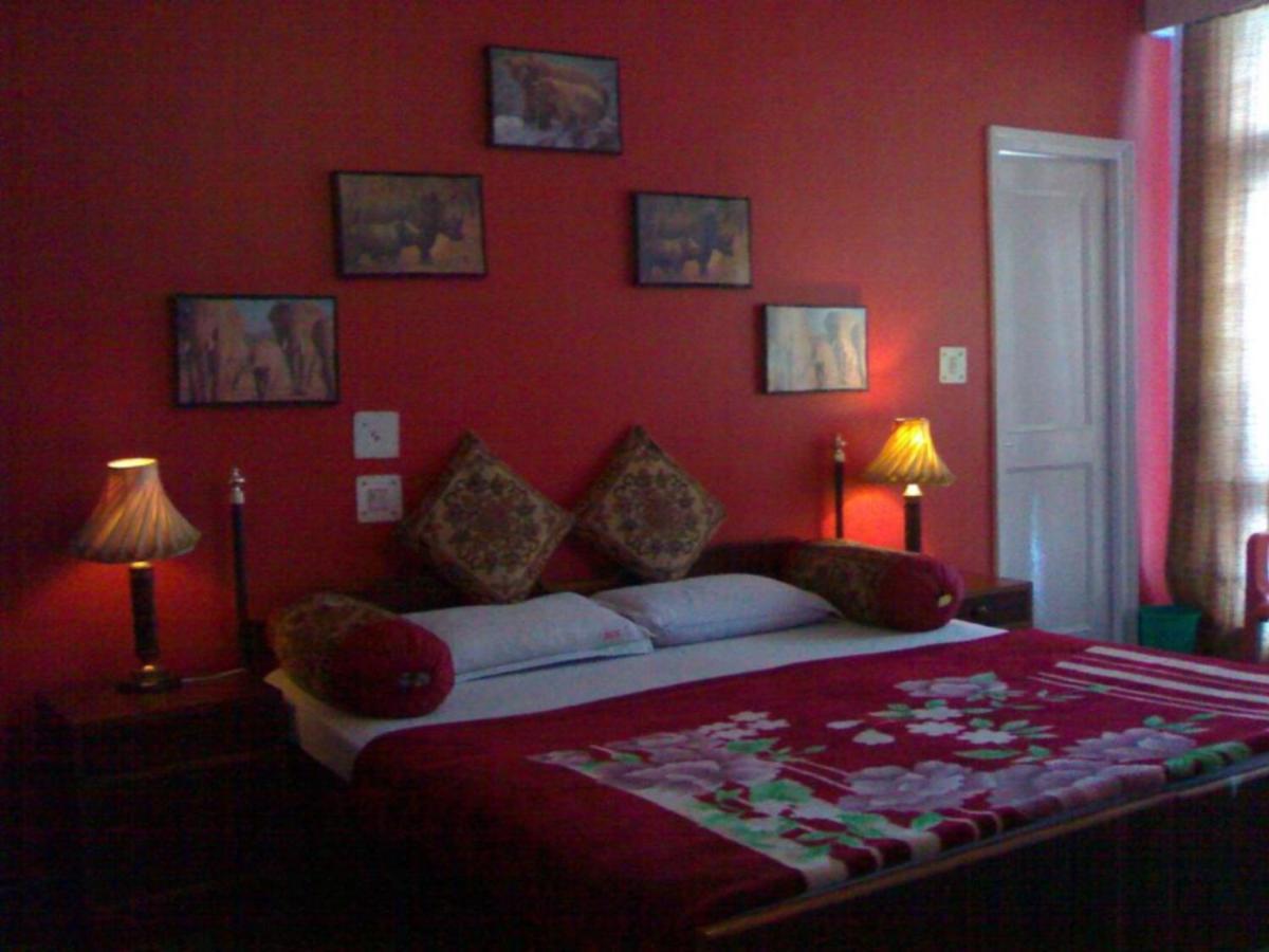 Goroomgo Ankur Lake View Mall Road Nainital - Prime Location With Luxury Room Exteriör bild