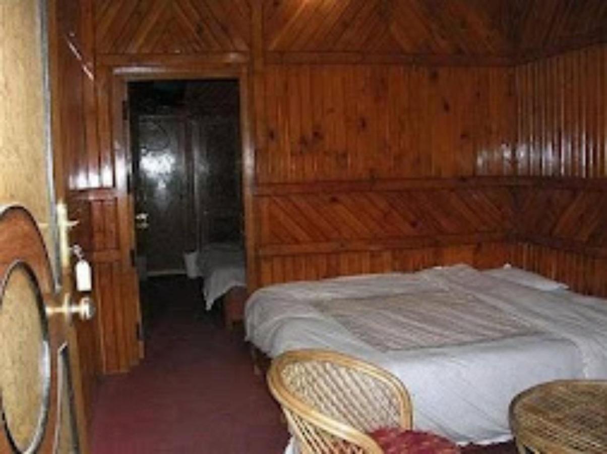 Goroomgo Ankur Lake View Mall Road Nainital - Prime Location With Luxury Room Exteriör bild